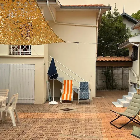 Vakantiehuis House Near The With Terrace And Parking *